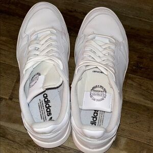 listing-status-banner